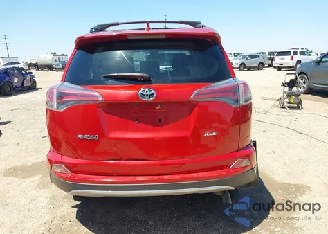 2017 Toyota Rav4 Xle из США, поврежденный, VIN JTMWFREVXHJ140953